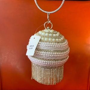 Vintage Pearl Beaded Clutch Wristlet